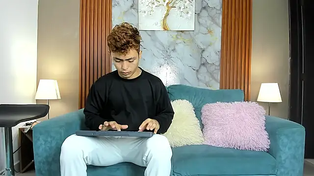 VERY HOT GUYS online show from 03-11-26, 01:27