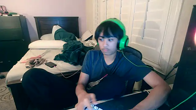 youngasianboy2007 online show from 10-22-25, 02:11