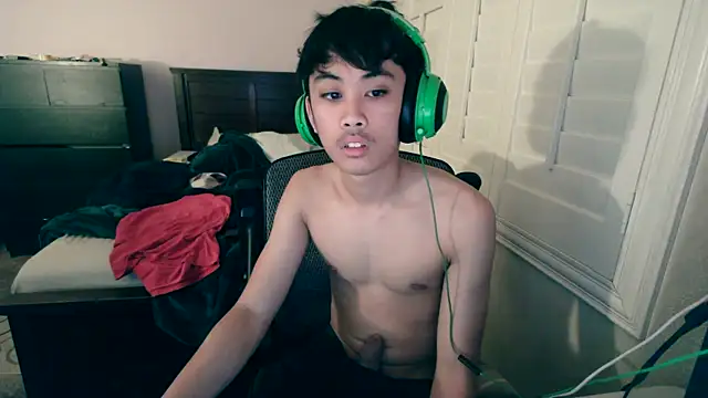 youngasianboy2007 online show from 03-01-26, 09:20