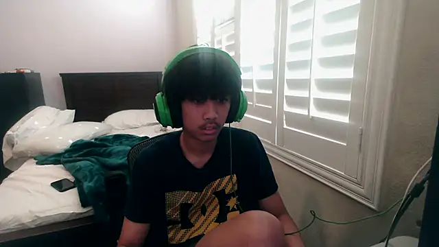 youngasianboy2007 online show from 11-11-25, 07:52