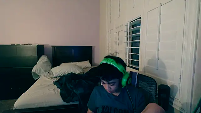 youngasianboy2007 online show from 02-06-26, 01:56