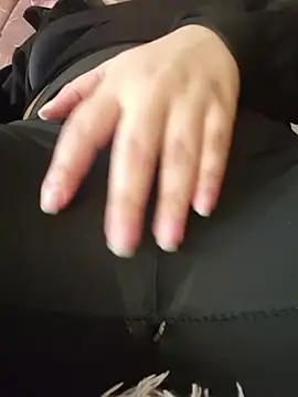 annyaparis online show from 02-28-26, 10:42