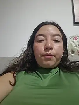 Snapshot of annyaparis chatting on 11-02-25, 02:05 annyaparis online show from 11-02-25, 02:05