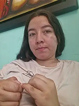 Snapshot of annyaparis chatting on 11-24-25, 03:12 annyaparis online show from 11-24-25, 03:12