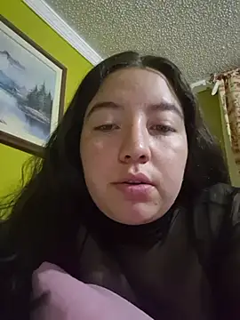 Snapshot of annyaparis chatting on 11-12-25, 12:37 annyaparis online show from 11-12-25, 12:37