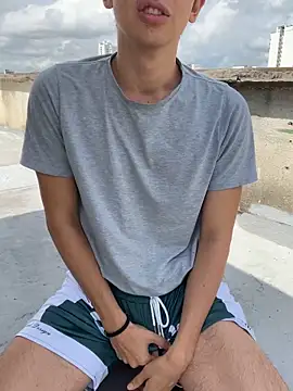 Snapshot of LiamMyst chatting on 02-08-26, 04:15 LiamMyst online show from 02-08-26, 04:15