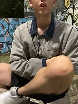 Snapshot of LiamMyst chatting on 01-17-26, 04:38 LiamMyst online show from 01-17-26, 04:38