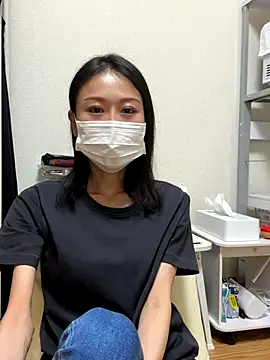 Snapshot of mia2_jp chatting on 10-07-25, 10:38 mia2 jp online show from 10-07-25, 10:38