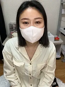 Snapshot of mia2_jp chatting on 04-18-26, 10:21 mia2 jp online show from 04-18-26, 10:21