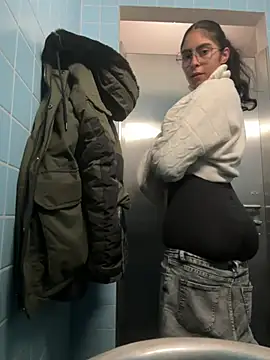 latingangsex online show from 02-16-26, 05:55