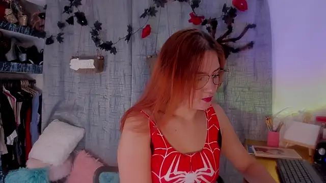 AmaruBloom online show from 10-25-25, 03:28