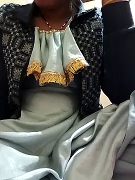 Snapshot of LOVE-VIKA chatting on 11-27-25, 09:43 LOVE-VIKA online show from 11-27-25, 09:43