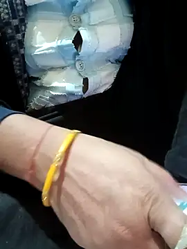 Snapshot of LOVE-VIKA chatting on 11-23-25, 01:37 LOVE-VIKA online show from 11-23-25, 01:37