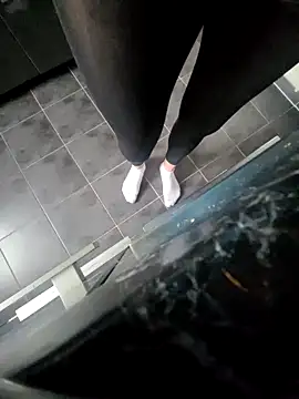 rezzzze online show from 11-01-25, 02:11