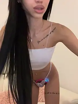 ilariea girl online show from 11-04-25, 11:08