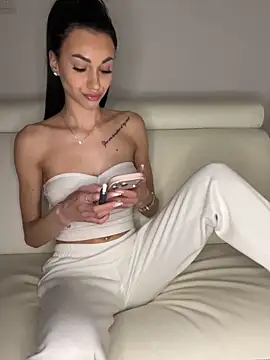 ilariea girl online show from 02-10-26, 08:08