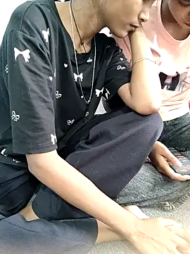 Unique girls90 online show from 02-10-26, 06:01