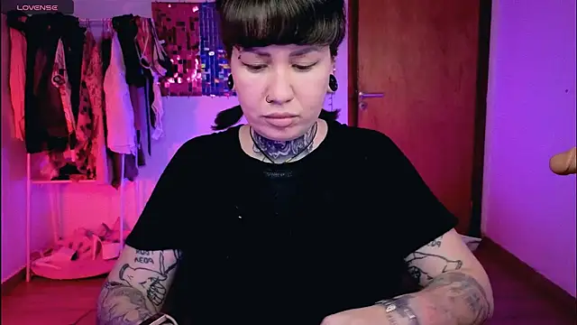 Senorita  Dakota online show from 04-14-26, 09:53