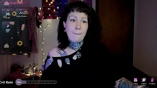 Senorita  Dakota online show from 11-22-25, 10:19