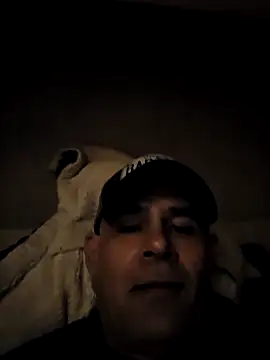 Snapshot of DeeBestEver chatting on 10-03-25, 11:56 DeeBestEver online show from 10-03-25, 11:56