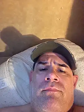 DeeBestEver online show from 04-12-26, 05:16