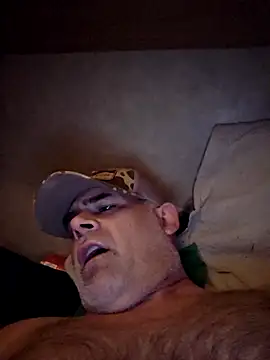 Snapshot of DeeBestEver chatting on 10-12-25, 11:55 DeeBestEver online show from 10-12-25, 11:55