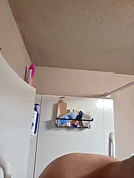 DeeBestEver online show from 02-20-26, 05:04