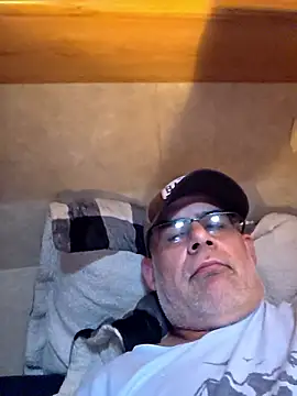 Snapshot of DeeBestEver chatting on 10-09-25, 10:54 DeeBestEver online show from 10-09-25, 10:54