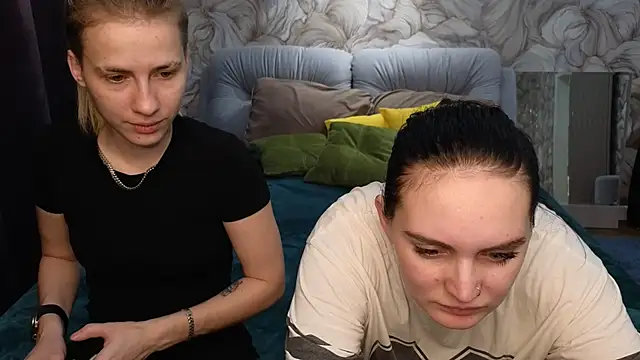 Snapshot of Mary_12 chatting on 10-09-25, 08:26 Mary 12 online show from 10-09-25, 08:26