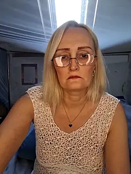 Jenny Blum online show from 12-01-25, 01:01