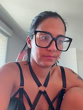 LaPetiteKim online show from 04-14-26, 11:59