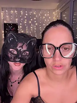 LaPetiteKim online show from 03-25-26, 08:19