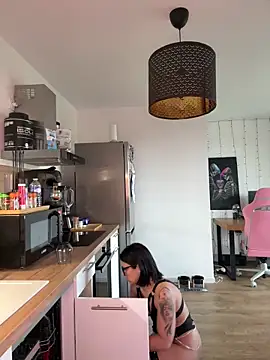 LaPetiteKim online show from 02-10-26, 01:21