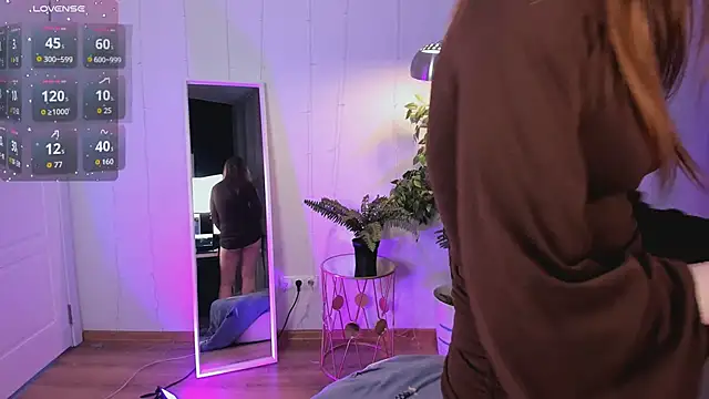 PollyMayer online show from 02-17-26, 09:01