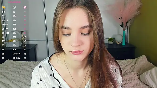 JinnyMcie online show from 04-12-26, 07:22