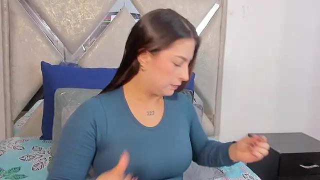 mia fox4 online show from 10-29-25, 12:04