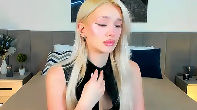 SugarWhisper online show from 03-07-26, 05:07