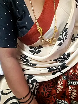 Tamil Ammani online show from 11-23-25, 05:17