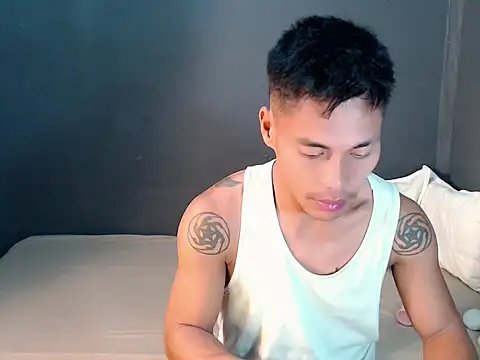 Snapshot of Cute_Lucas chatting on 10-06-25, 02:46 Cute Lucas online show from 10-06-25, 02:46