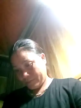 Snapshot of bae-bae chatting on 10-04-25, 05:31 bae-bae online show from 10-04-25, 05:31