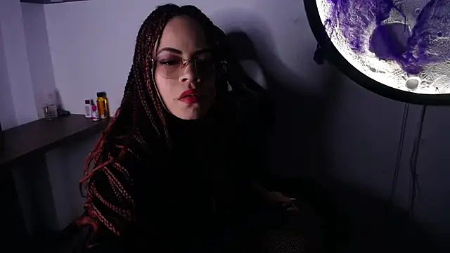 juliana-97 online show from 10-15-25, 04:11