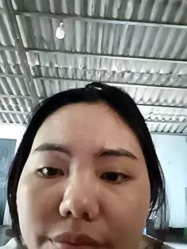 Snapshot of nhimxu chatting on 10-02-25, 08:50 nhimxu online show from 10-02-25, 08:50