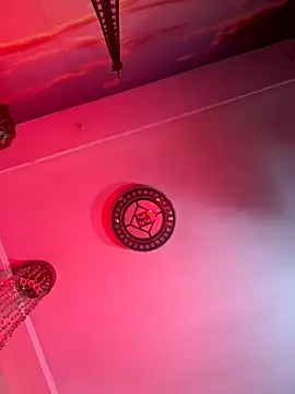 Daphnne XXX online show from 12-22-25, 07:36