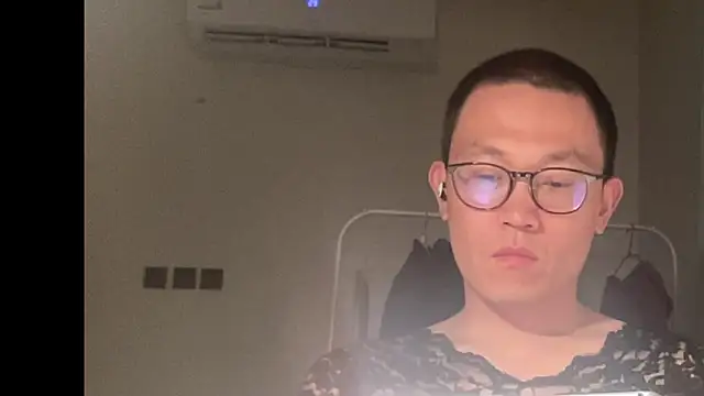 yewuzhibb online show from 09-30-25, 08:26