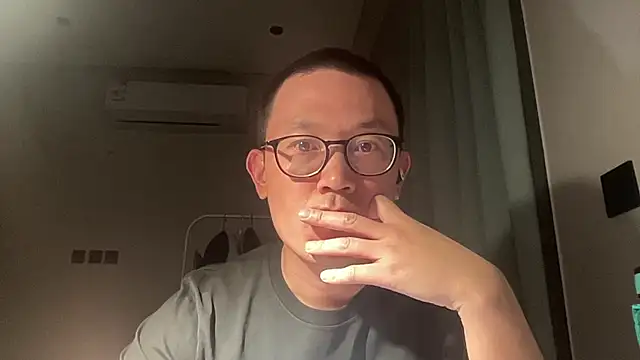 yewuzhibb online show from 10-01-25, 03:27
