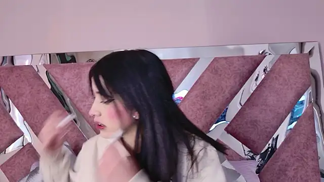 MeganR  online show from 03-25-26, 11:09