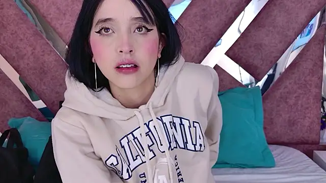 MeganR  online show from 03-26-26, 11:30