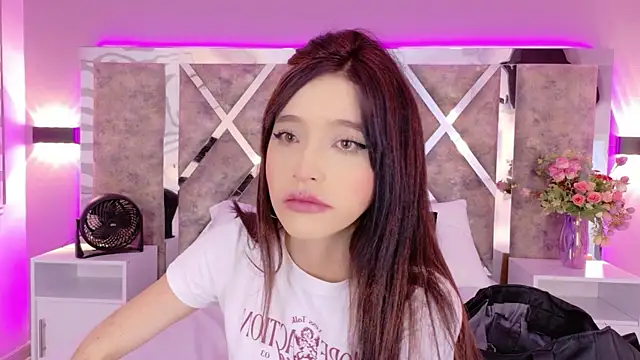 MeganR  online show from 07-22-26, 03:41