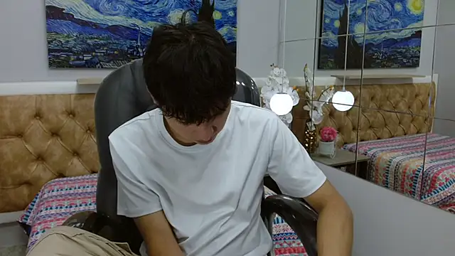 StiwenTwink online show from 12-04-25, 03:33