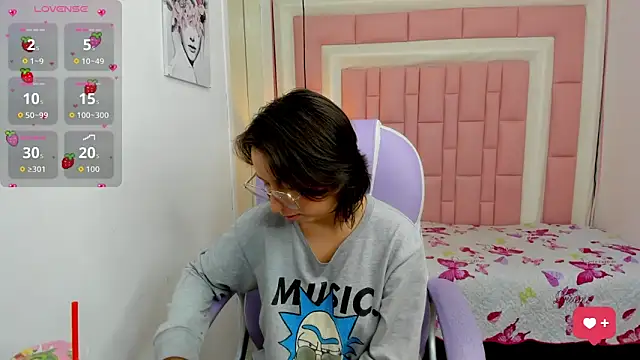 Klaret Toy online show from 03-24-26, 09:04